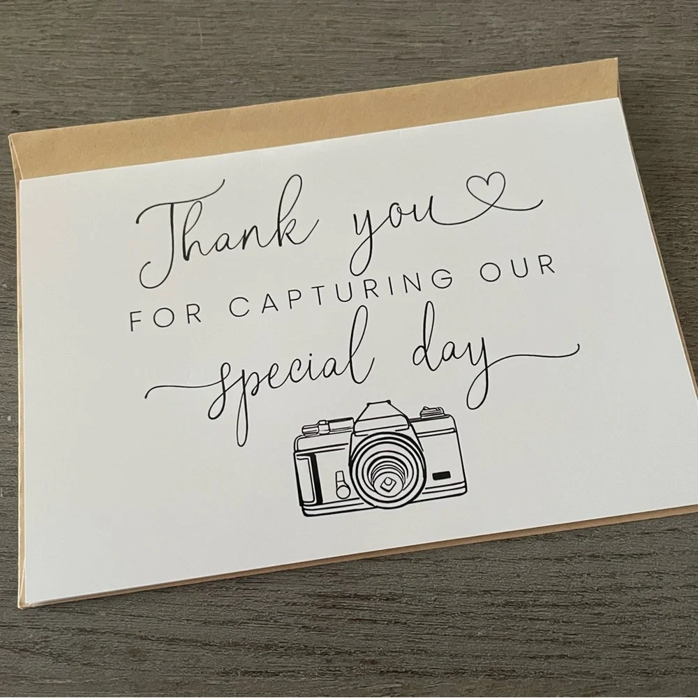 Set of 2 Elegant Camera Design Photographer Thank You Cards